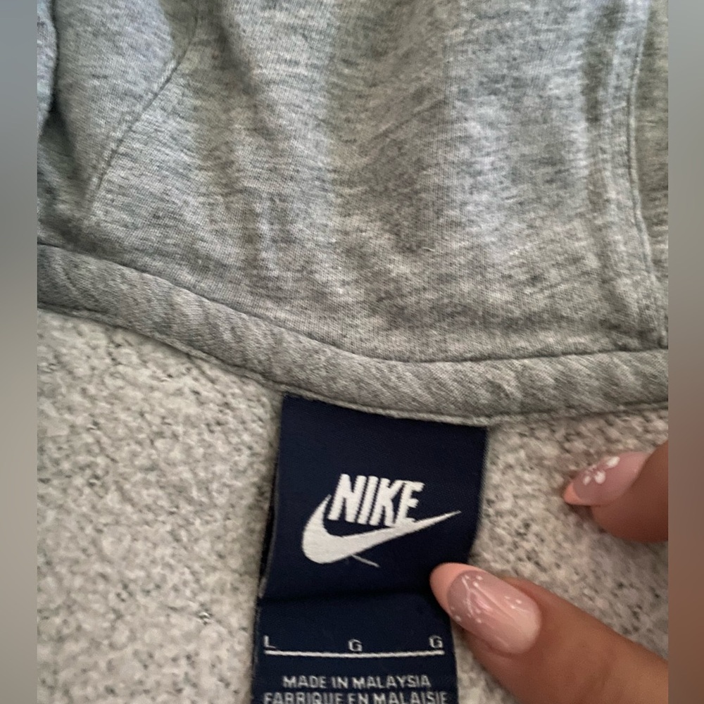 Kids large Nike sweater